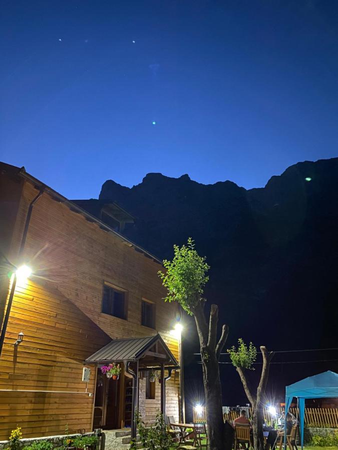 Guesthouse Mehmeti Valbone Exterior foto